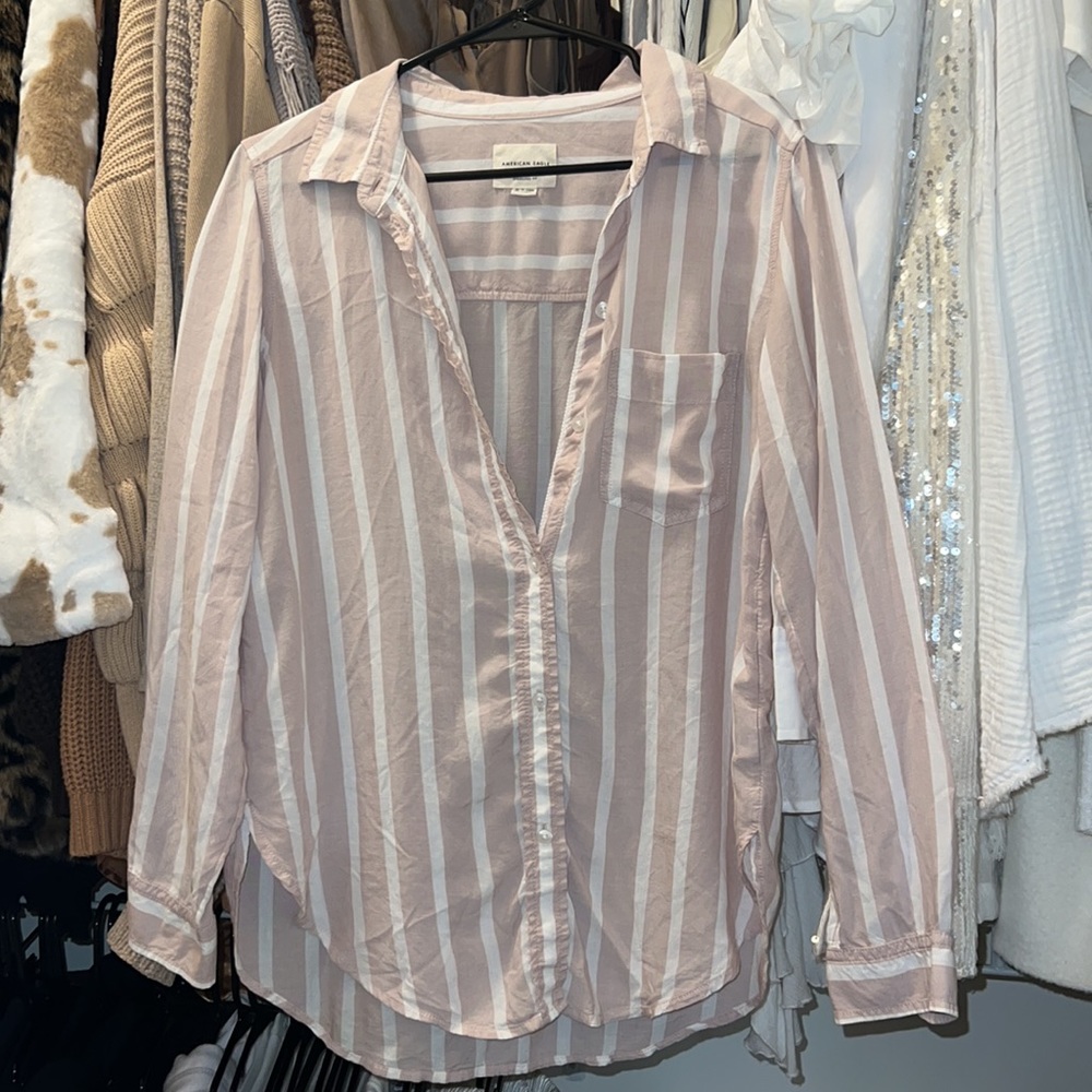 American Eagle Button Down